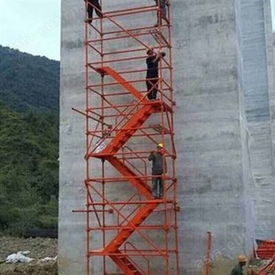 筑牢高空作业生命线 全面解析施工安全爬梯的关键应用与选择