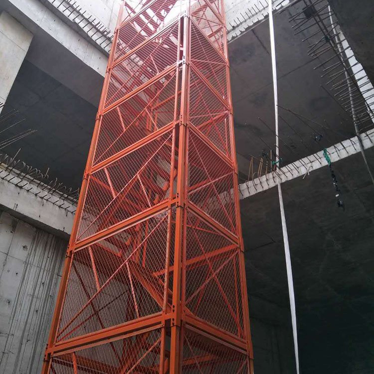 桥梁墩柱施工安全爬梯与脚手架安全技术要求